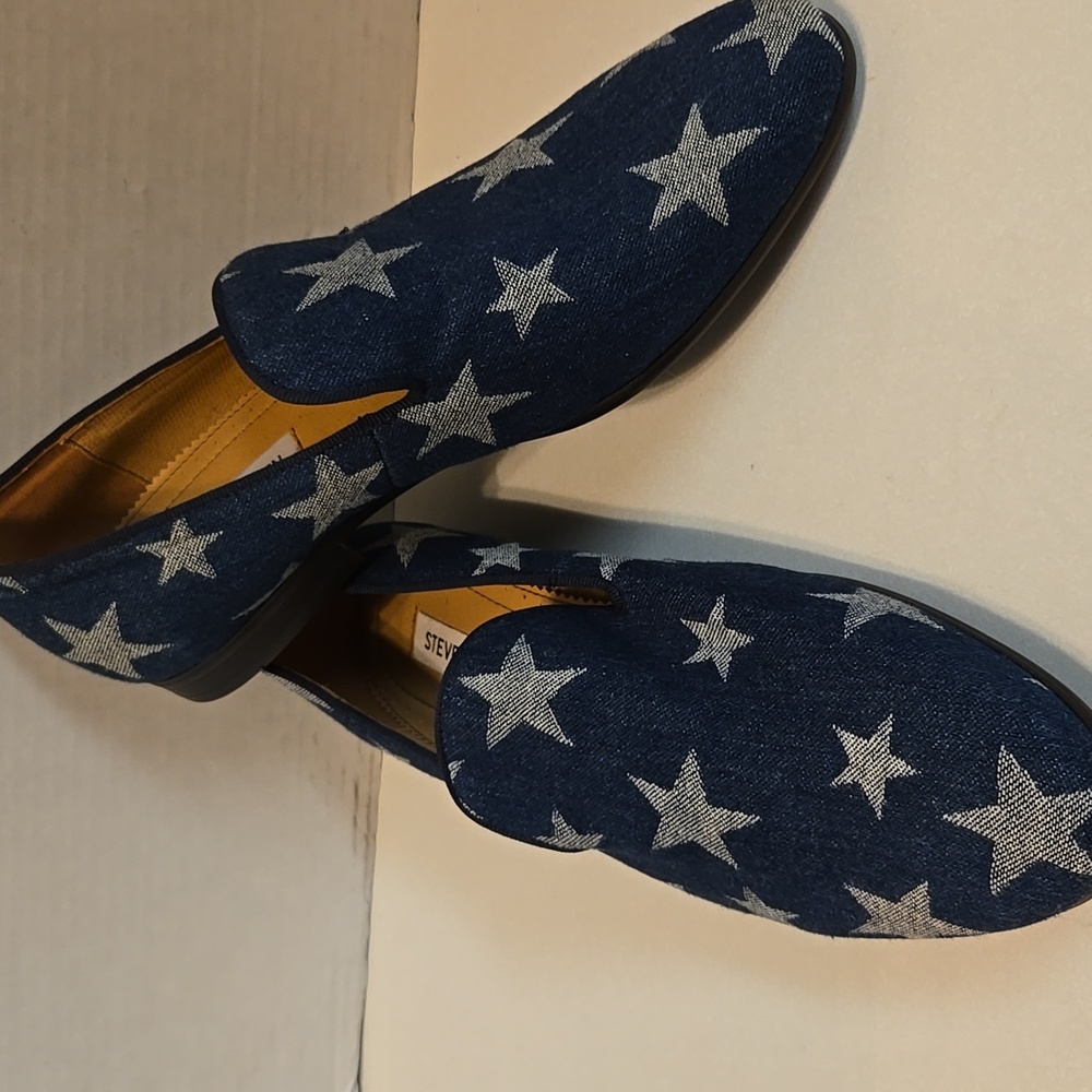Steve Madden P Mural Star Shoes